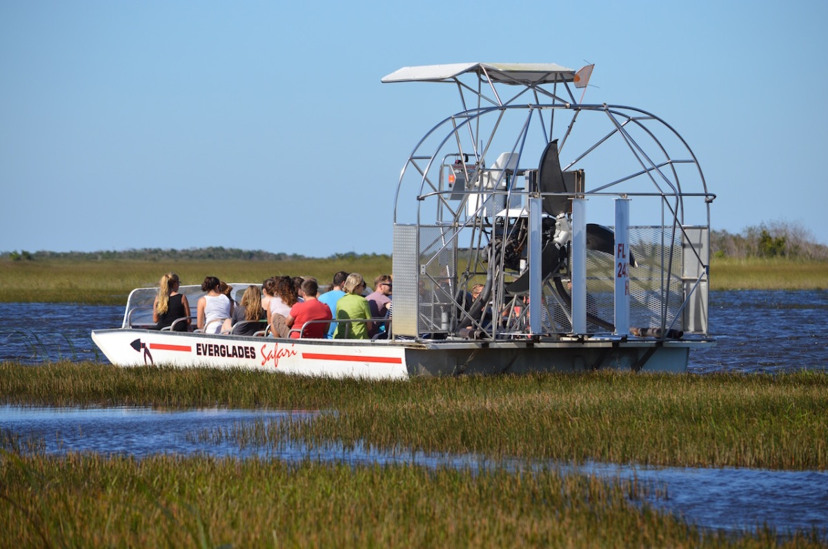 airboat-in-the-Everglades